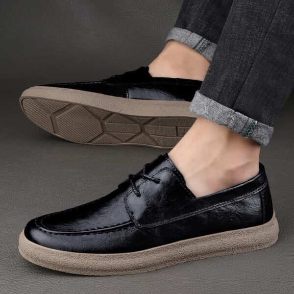 Lace-up Comfortable Soft Soled Casual Shoe