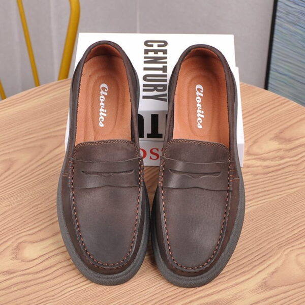 Round Toe Slip-on Soft Leather Loafer