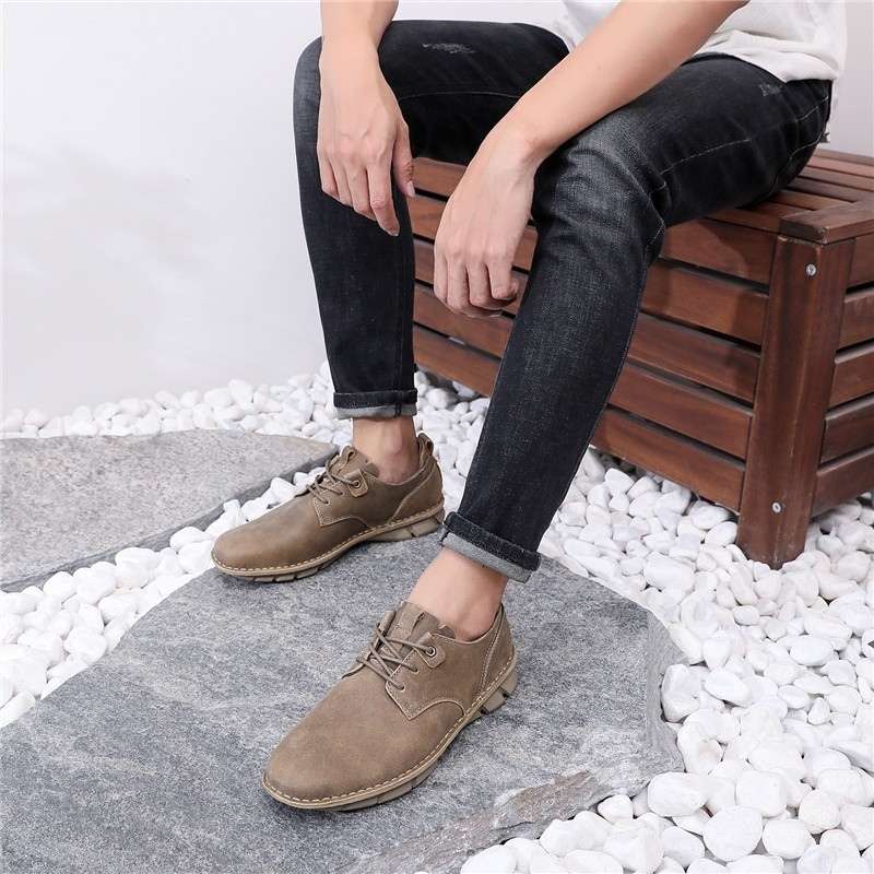 Lace-up Outdoor Leather Retro Casual Shoe - Khaki