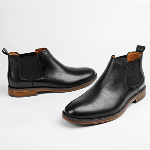 Round Toe Mid-top Leather Chelsea Boot - Black