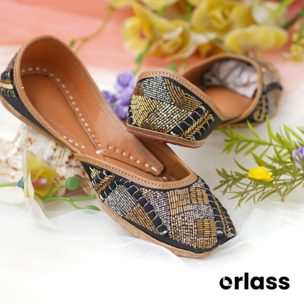 Orlass Dhanak Multi-toned Jutti - Black