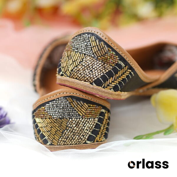 Orlass Dhanak Multi-toned Jutti - Black