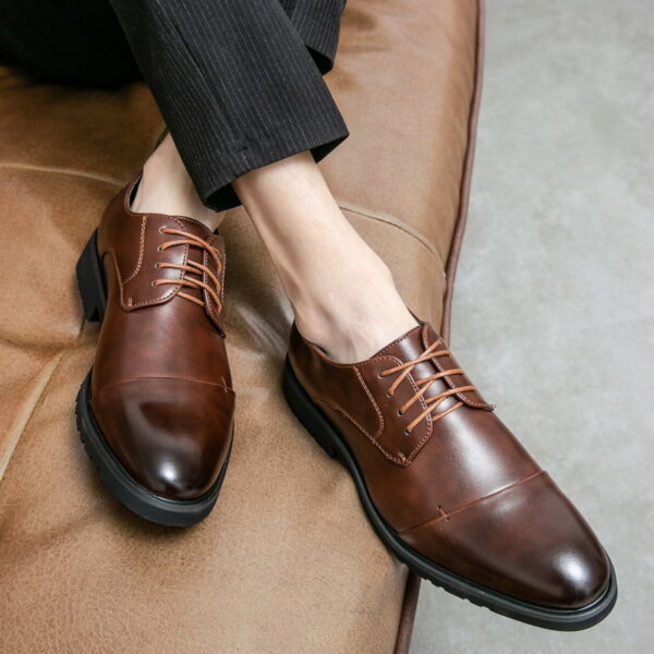 Retro Style Cross Border High-end Formal Shoe - Redish Brown