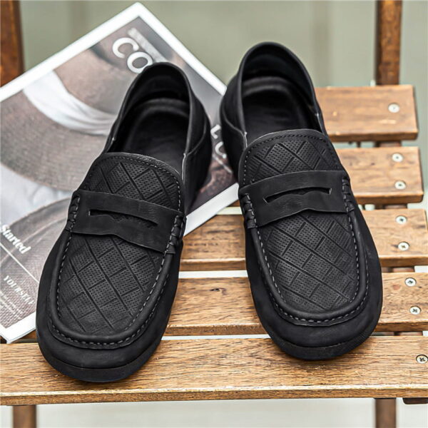 Round Head Lightweight Leather Penny Loafer - Black