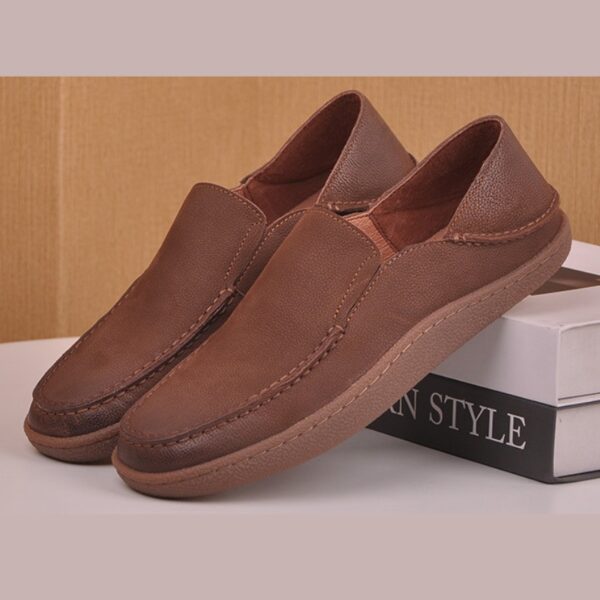 American Retro Flat Heel Leather Loafer - Brown