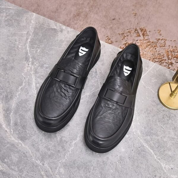 Autumn Trend Cozy Soft Leather Loafer - Black