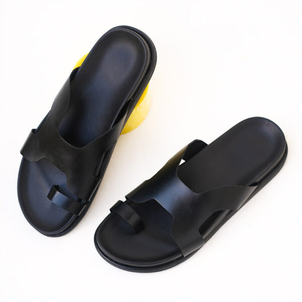 Flat Bottom Comfy Leather Outdoor Sandal - Black