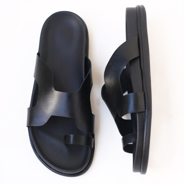 Flat Bottom Comfy Leather Outdoor Sandal - Black