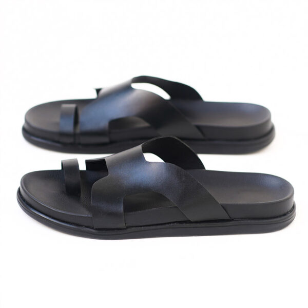 Flat Bottom Comfy Leather Outdoor Sandal - Black