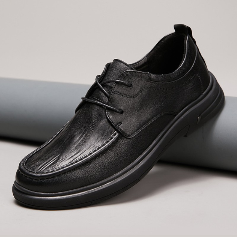 Lace-up Embossed Leather Casual Shoe - Black