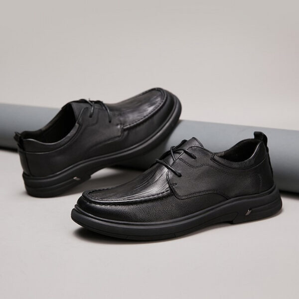 Lace-up Embossed Leather Casual Shoe - Black