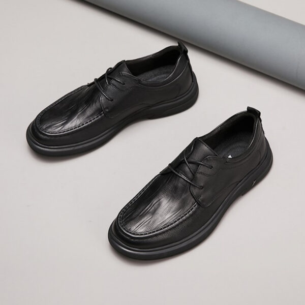 Lace-up Embossed Leather Casual Shoe - Black