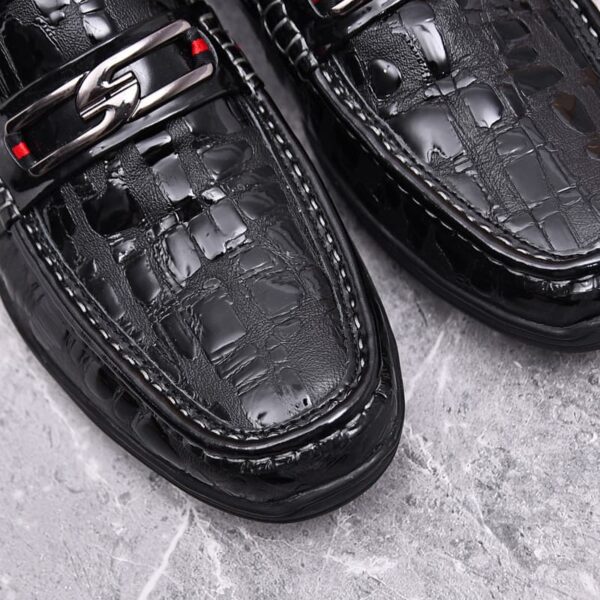 Spring Trend Pattern Leather Fancy Loafer - Black