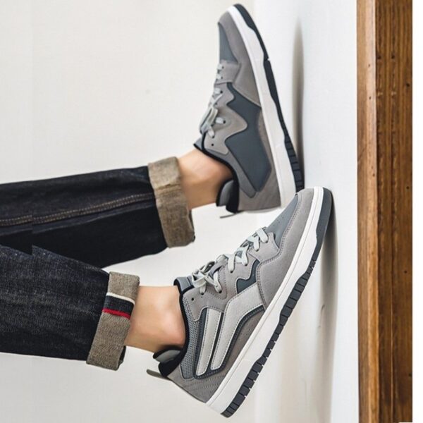 Youth Trend Low-top Retro Casual Shoe - Gray