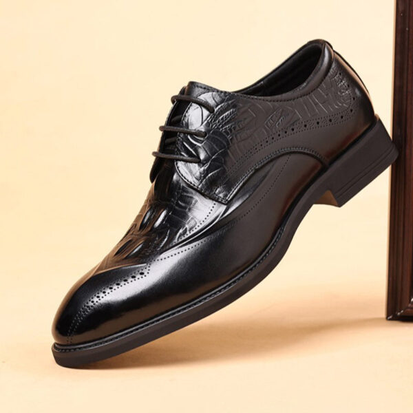 Business Class Pattern Leather Formal Shoe - Black