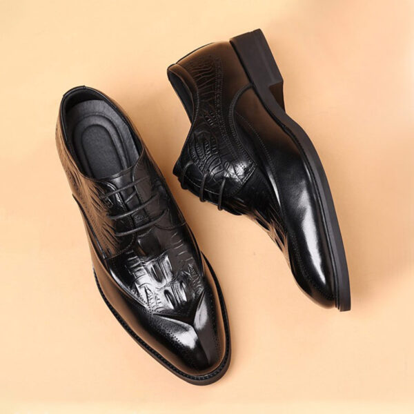 Business Class Pattern Leather Formal Shoe - Black