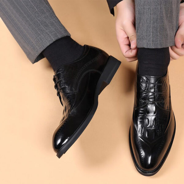 Business Class Pattern Leather Formal Shoe - Black