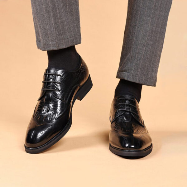 Business Class Pattern Leather Formal Shoe - Black