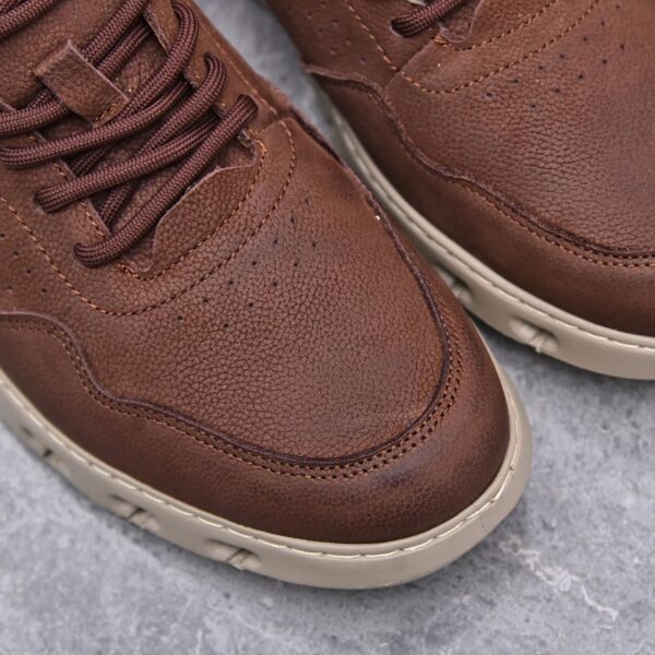 Foreign Trade Lightweight Leather Casual Shoe - Brown