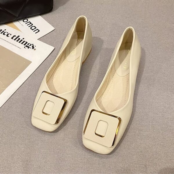 British Trend Square Buckle Heel Pump Shoe - Beige