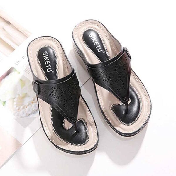 Lightweight Mid Heel Wedge Sandal - Black
