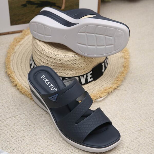 Lightweight Soft Bottom Wedge Heel - Navy Blue