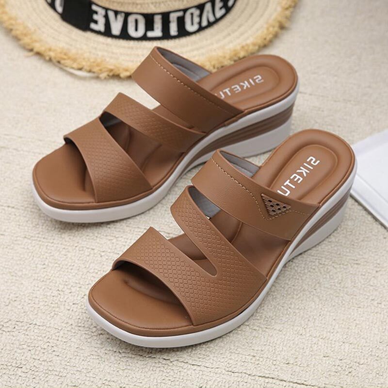 Lightweight Soft Bottom Wedge Heel - Brown