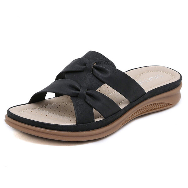 Retro Style Lightweight Comfortable Sandal - Black