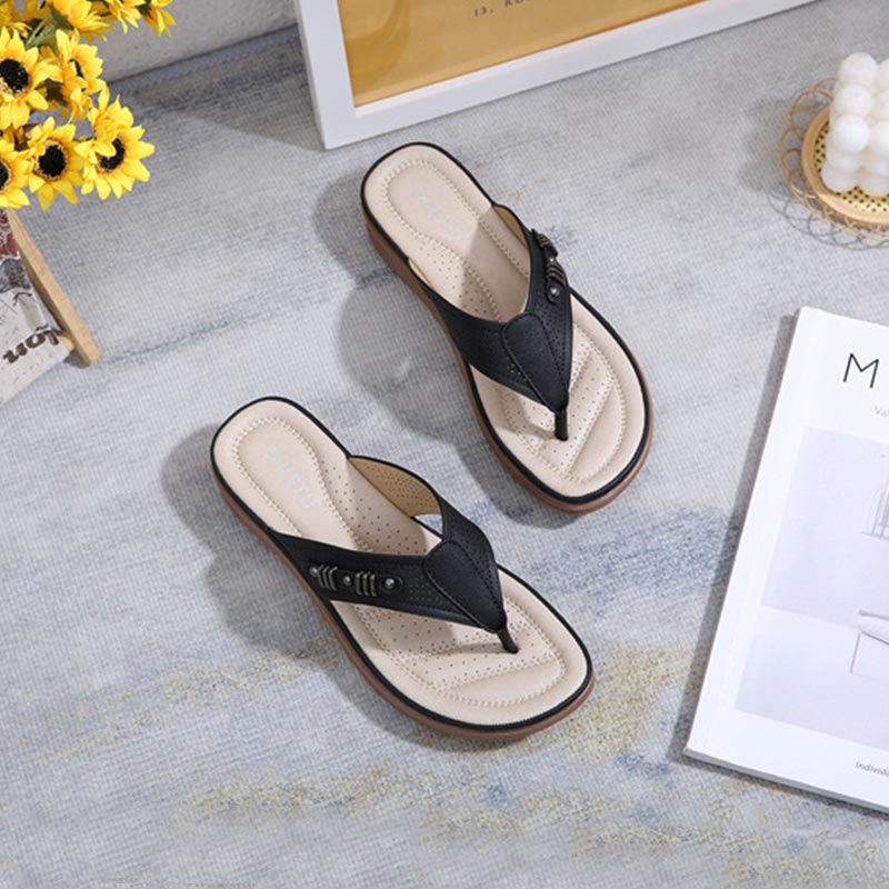 Soft Bottom Leisure Flip-flop Sandal - Black