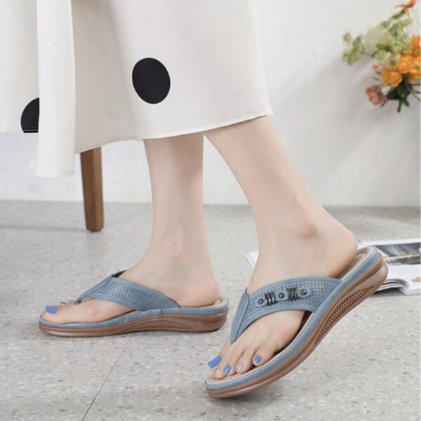 Soft Bottom Leisure Flip-flop Sandal - Blue