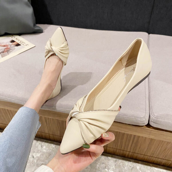 Soft Flat Bottom Trendy Pointed Pump Shoe - Beige