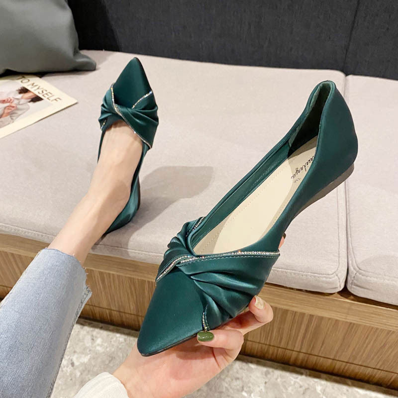Soft Flat Bottom Trendy Pointed Pump Shoe - Green