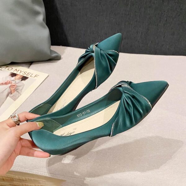 Soft Flat Bottom Trendy Pointed Pump Shoe - Green