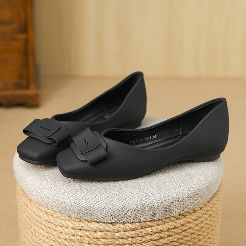 Spring Trend Cozy Flat Bottom Pump Shoe - Black