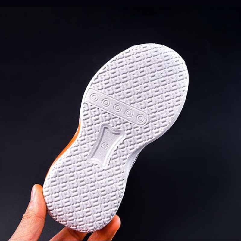 Non-slip Light-up Kids Sports Casual Shoe - Black