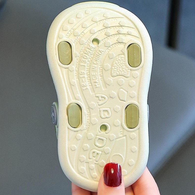 Summer Trend Non-slip Kids Soft Clog Shoe - Green