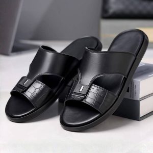 European Trend One-Strap Outdoor Sandal – Black