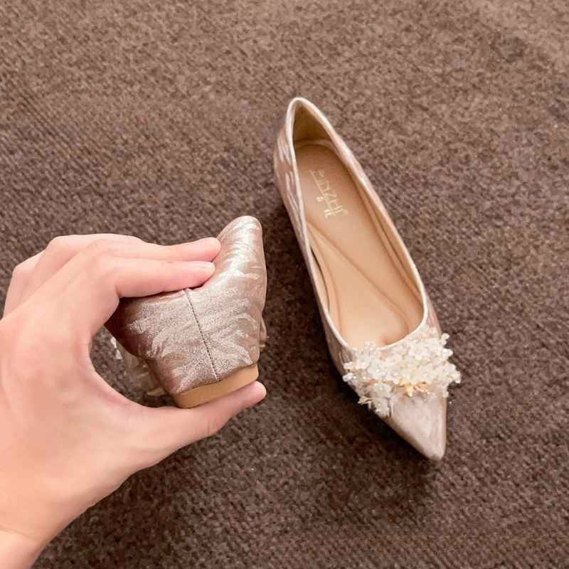 French Style Flower Beaded Heel Pump Shoe - Beige