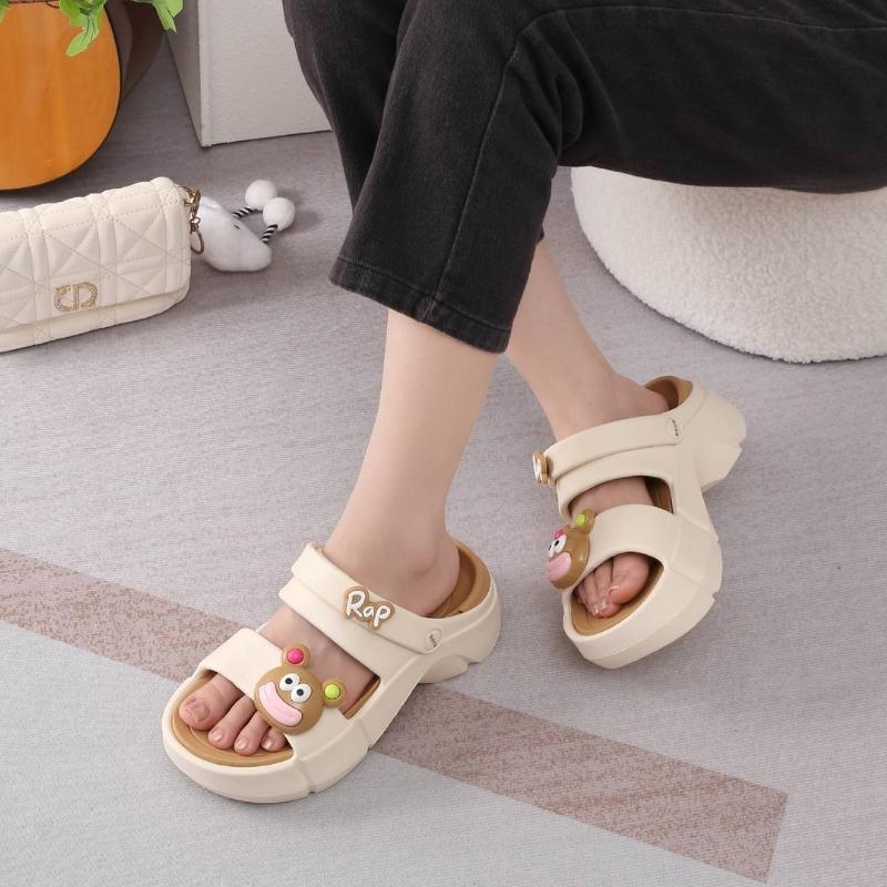 Womens Summer Trend Soft Platform Clog - Beige
